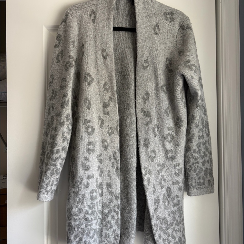 Talbots Light Gray Leopard Print Open Cardigan Sweater - Picture 2 of 5